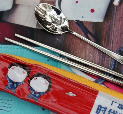 那些年餐具套装 天克限时特价TR13-137，打造餐桌上的怀旧文化